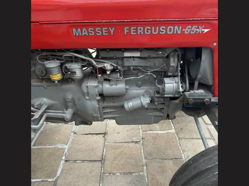 MASSEY FERGUSON - TRATOR 65X - 1975/1975 - Vermelha - R$ 35.000,00