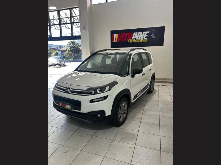 CITROËN - AIRCROSS - 2017/2017 - Branca - R$ 56.900,00